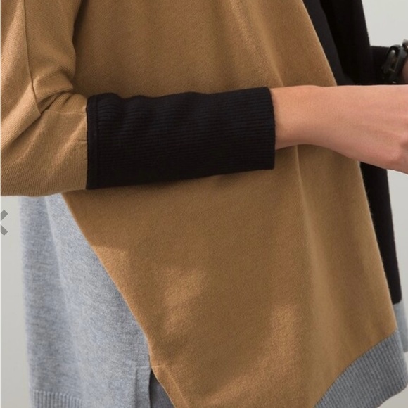 Women's Chicos NWOT Colorblocked Cardigan Size Large - Picture 3 of 3